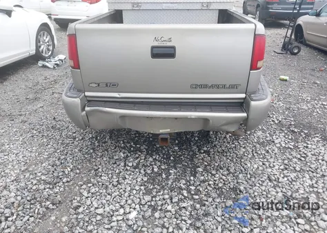 1998 Chevrolet S-10 Ls Sportside z USA, uszkodzony, nr VIN 1GCCS1446W8190522